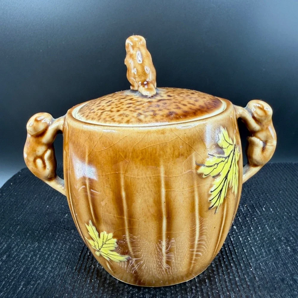 Vintage Shafford‎ 1951 Squirrel Maple Leaf Ceramic Sugar Bowl with Lid Brown VTG